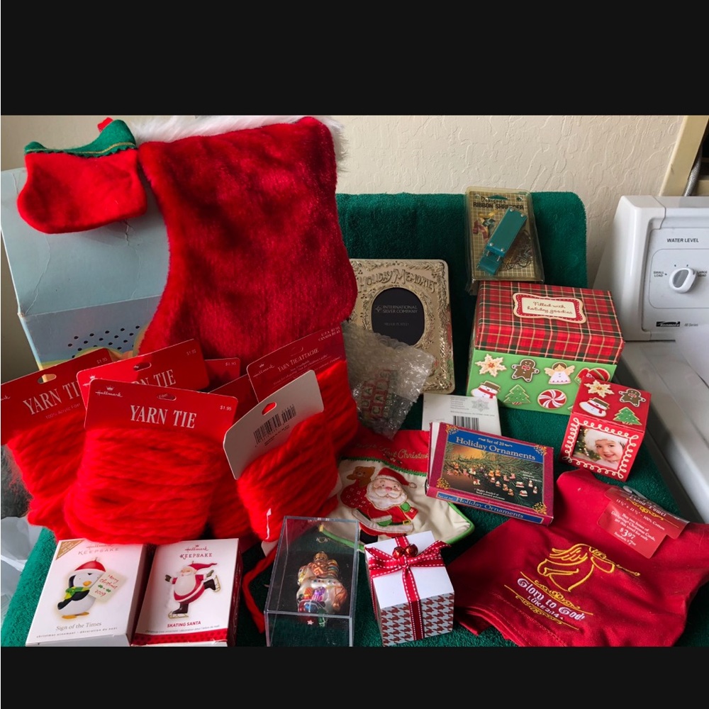 Misc. CHRISTMAS Items, EXCELLENT Condition!